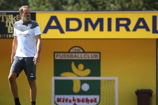 Matarazzo hatte den Trainerposten in Stuttgart ohne Cheftrainer-Erfahrung übernommen.