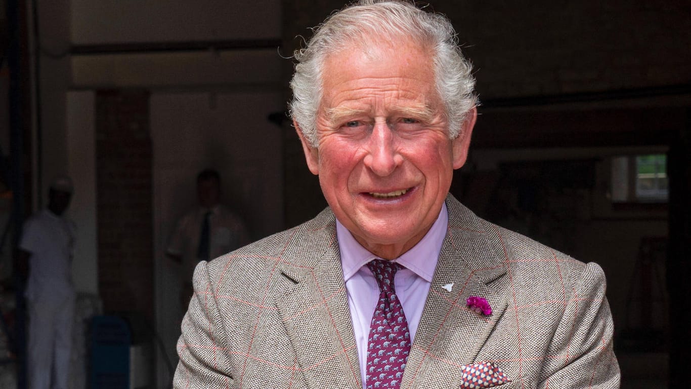 Prinz Charles: Hier ist der Sohn der Queen bei einem Besuch in Tetbury, in seinem Herzogtum Cornwall, zu sehen.