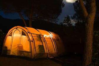 Campingplatz in Italien: In der Toskana hat eine umfallende Pappel zwei Schwestern erschlagen (Symbolfoto).