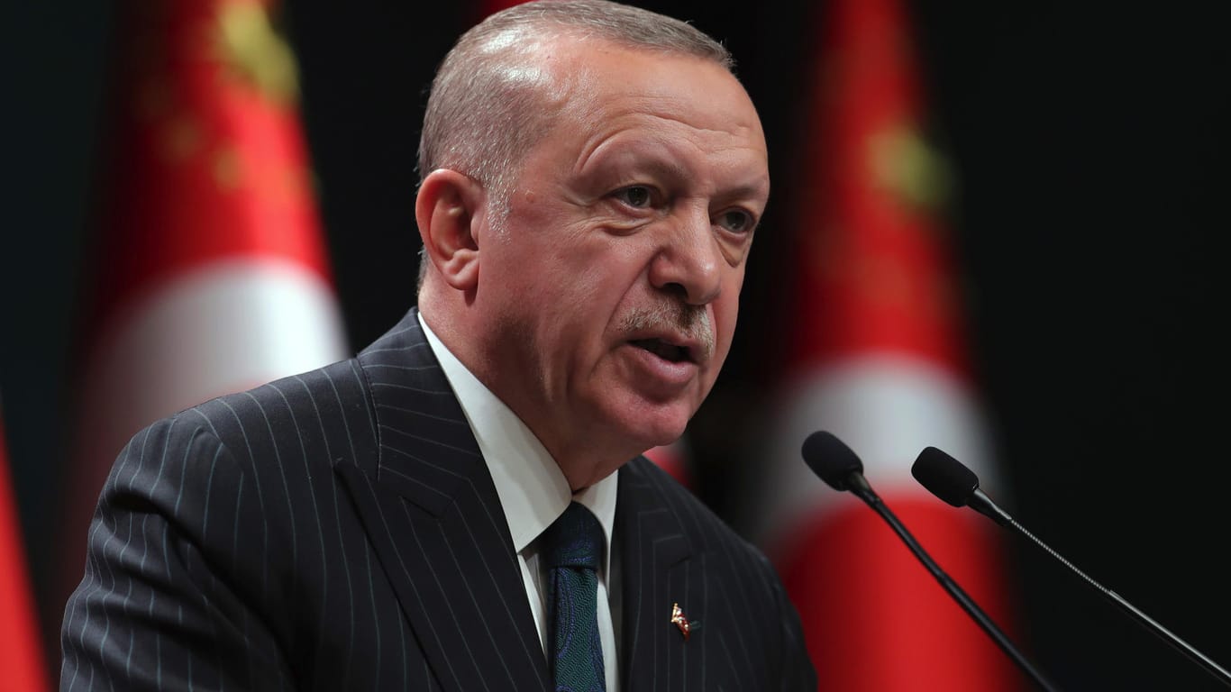 Recep Tayyip Erdogan: Der türkische Präsident Recep Tayyip Erdogan hat sich im Erdgasstreit mit Griechenland kurz vor einem neuen deutschen Vermittlungsversuch unnachgiebig gezeigt.