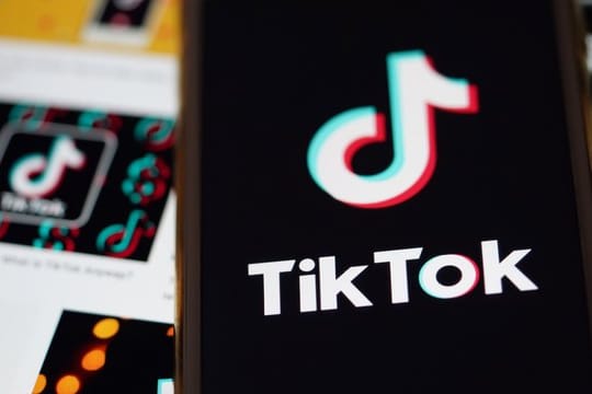 US-Präsident Trump bezeichnet Tiktok als Sicherheitsrisiko, weil über die App chinesische Behörden Zugriff auf Daten von Amerikanern bekommen könnten.
