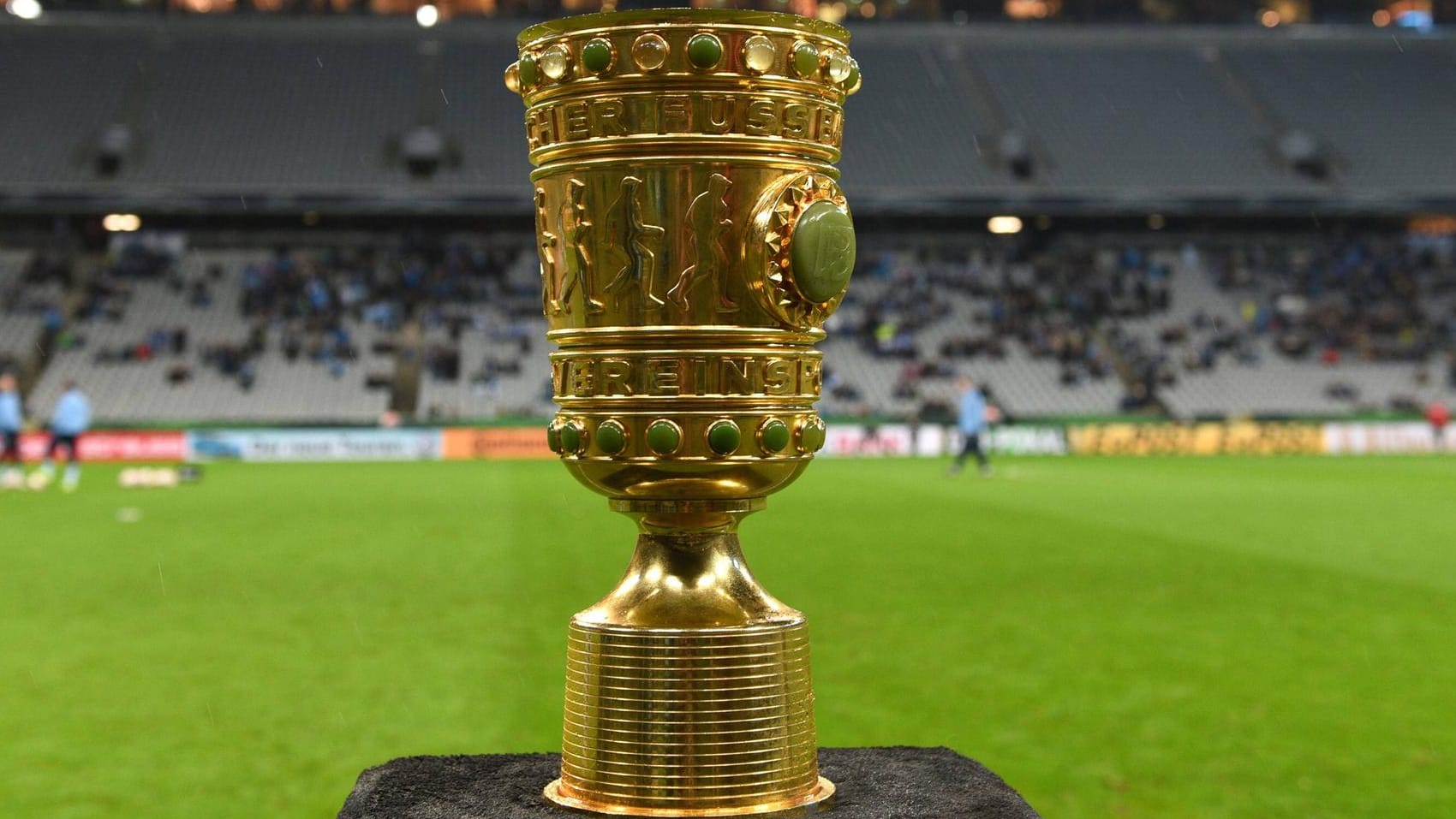 Objekt der Begierde: der DFB-Pokal.