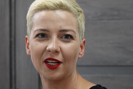 Maria Kolesnikowa, Oppositionspolitikerin in Belarus, spricht während einer Pressekonferenz.