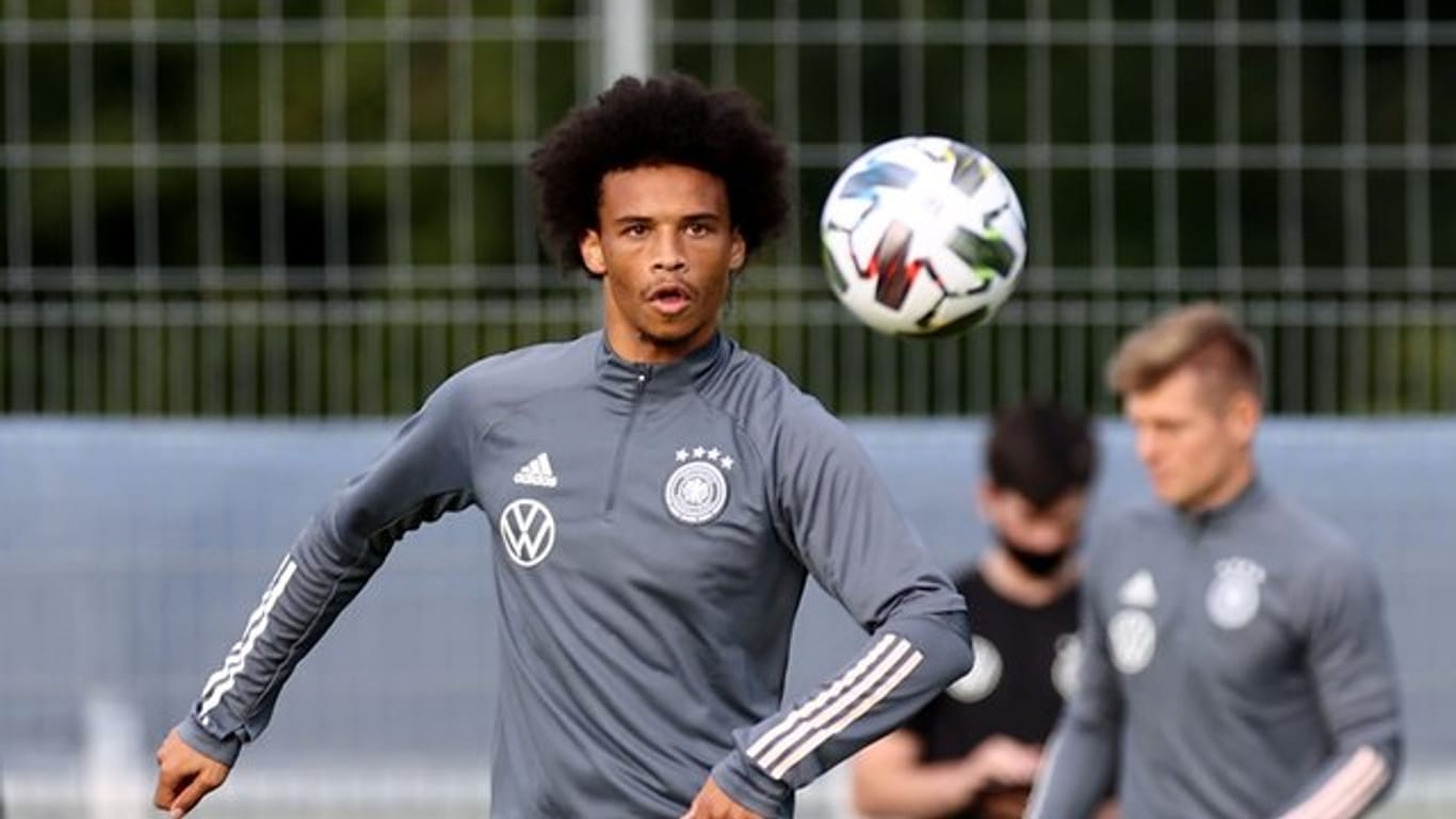 Ist nach langer Verletzungspause wieder im Kreise der deutschen Nationalmannschaft: Leroy Sané.