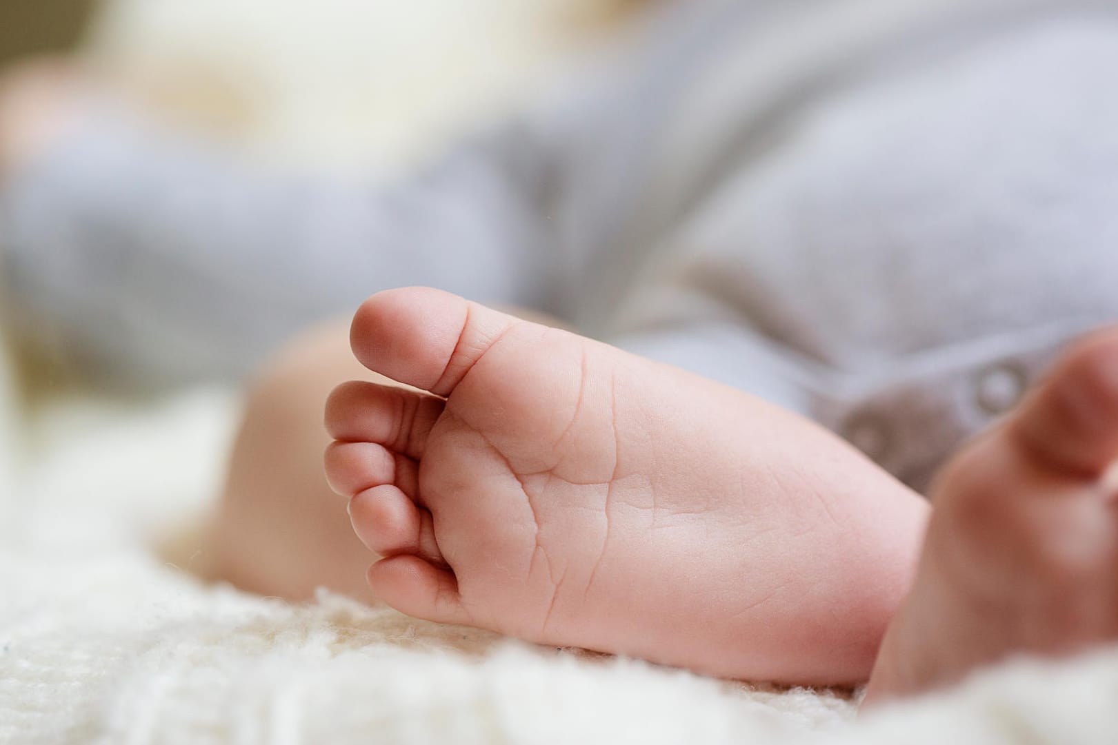 Baby: Der Geburtsmonat kann handfeste Auswirkungen auf das Leben eines Menschen haben.