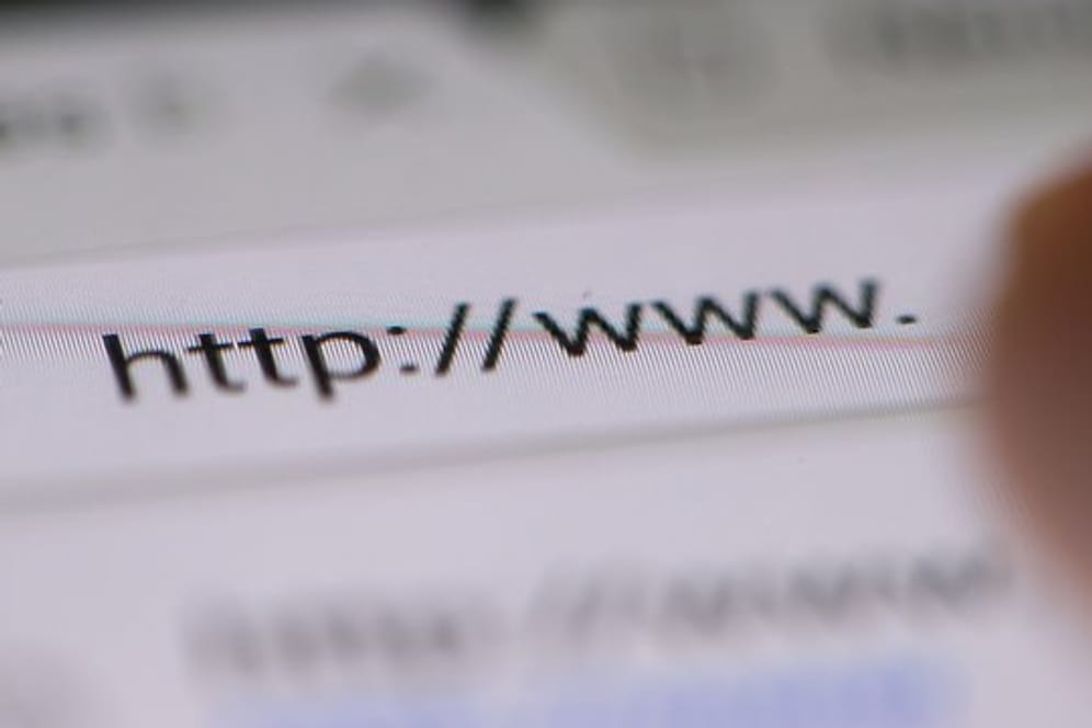 Cyberkriminelle locken Anwender im Web verstärkt auf gefälschte Websites von großen internationalen Marken-Unternehmen und Zahlungsdienstleistern.