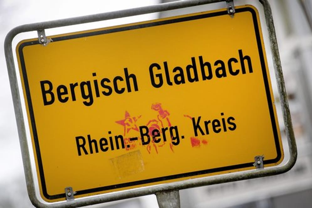 Im Oktober 2019 fand die Polizei bei einem Familienvater in Bergisch Gladbach Tausende Bilder und Videos.