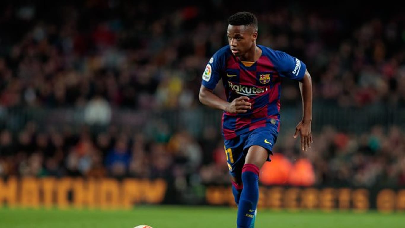 Ansu Fati steht beim FC Barcelona unter Vertrag.