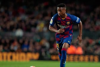 Ansu Fati steht beim FC Barcelona unter Vertrag.