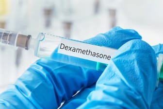 Dexamethason: Der Wirkstoff wird oral oder intravenös verabreicht.