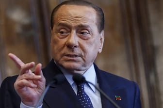 Silvio Berlusconi: Der 83-Jährige war insgesamt viermal Ministerpräsident Italiens.