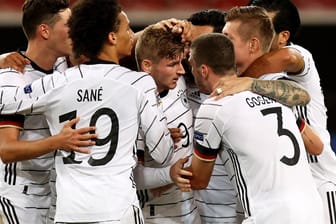 Länderspiel in Stuttgart: Timo Werner (M) jubelt nach seinem Treffer zum 1:0 gegen Spanien.