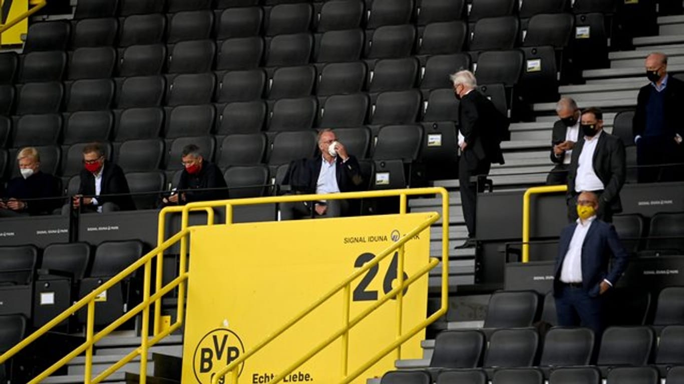 Auch Borussia Dortmund muss in der Corona-Krise weiter auf den Großteil der Zuschauer verzichten.