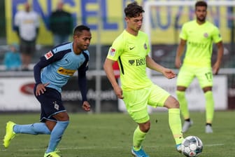 Tobias Mißner (rechts) am Ball: Der Defensivspieler wechselt in die U23 von Mainz 05.