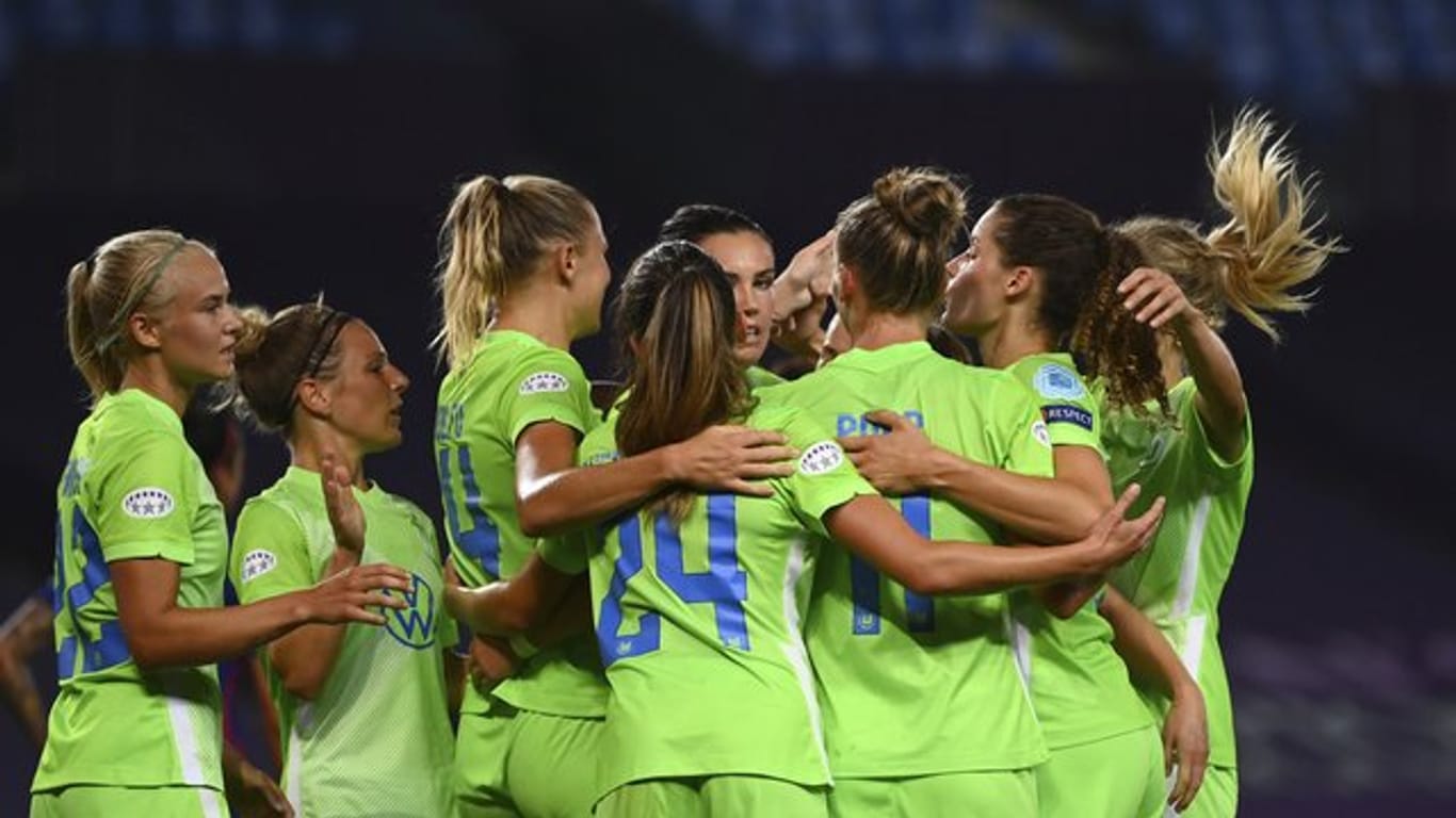 Wolfsburgs Fußball-Frauen starteten mit einem Sieg in die neue Saison.