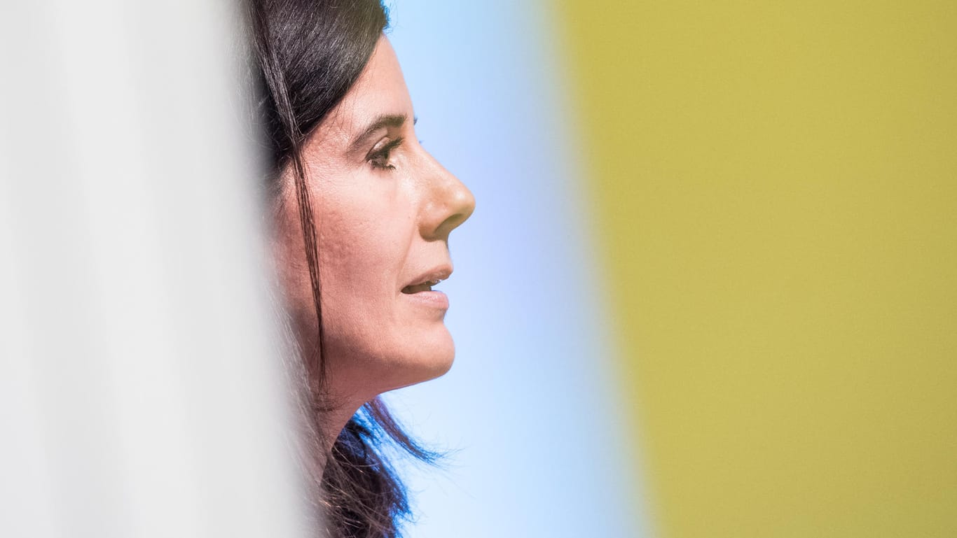 Katja Suding auf dem Landesparteitag Hamburg: Die FDP-Politikerin hat ihren Ausstieg aus der Politik angekündigt.