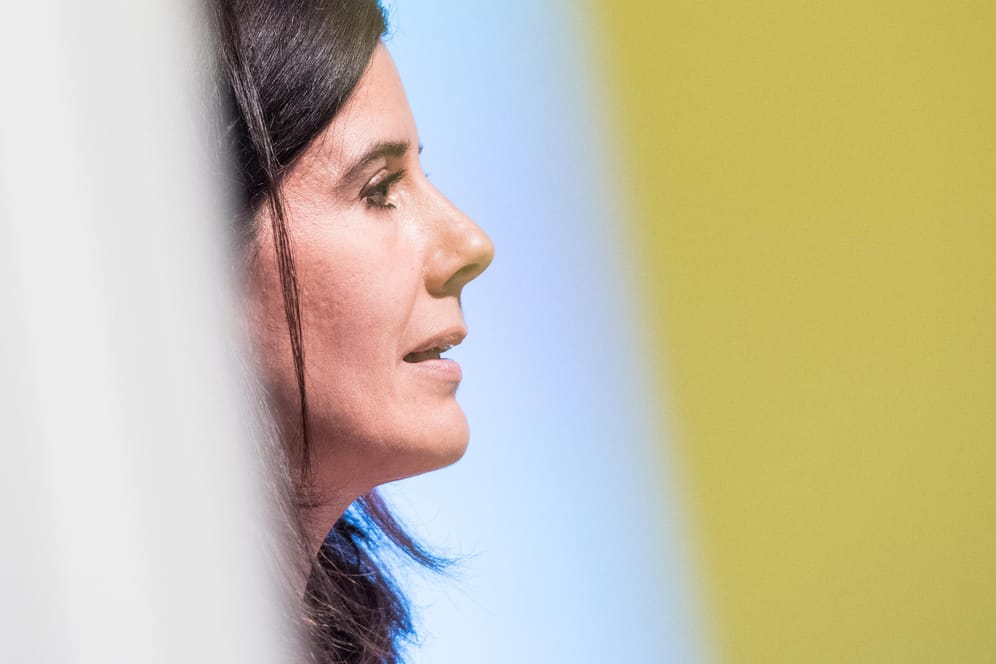 Katja Suding auf dem Landesparteitag Hamburg: Die FDP-Politikerin hat ihren Ausstieg aus der Politik angekündigt.