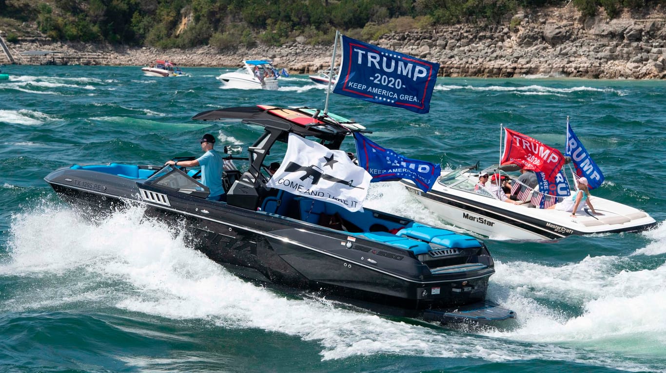Lake Travis in Texas: Eine Bootsparade von Trump-Anhängern endete anders als erwartet.