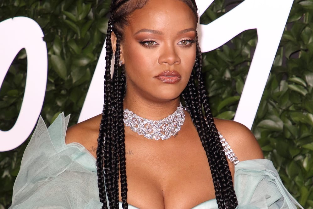 Rihanna: Die Sängerin hatte einen Unfall.