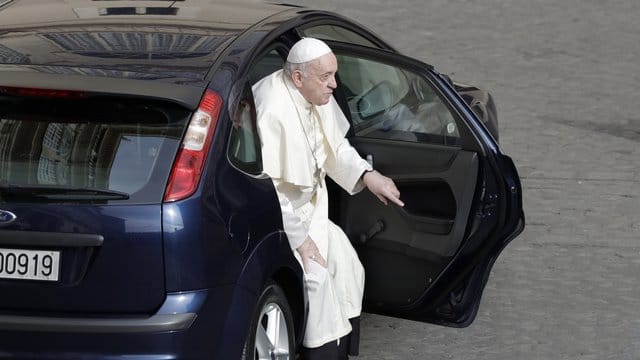 Papst Franziskus will auf einer Kurzreise nach Assisi eine neue Enzyklika vorstellen. Papst Franziskus will auf einer Kurzreise nach Assisi eine neue Enzyklika vorstellen.