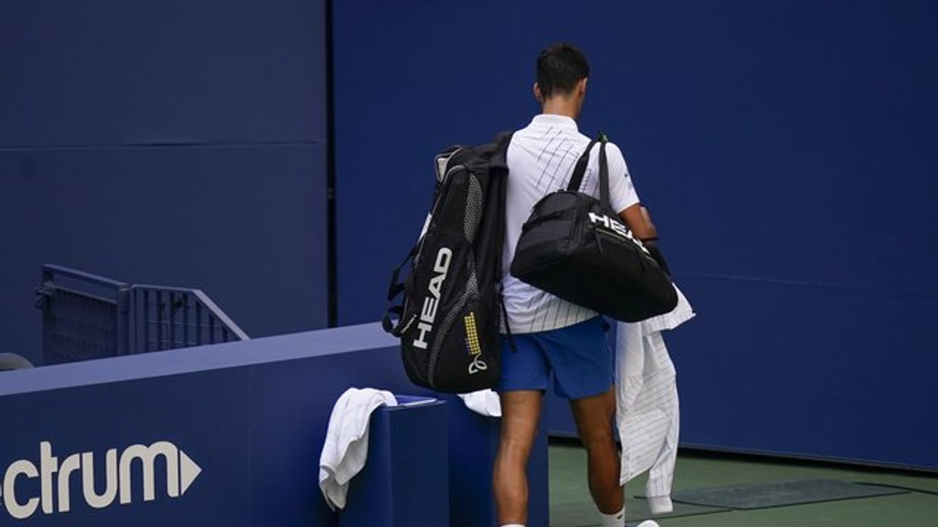 Novak Djokovic schied nach seiner Disqualifikation aus.
