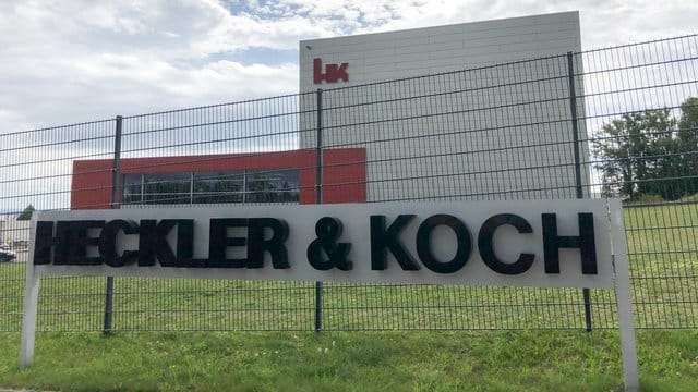 Firmenzentrale von Heckler & Koch in Oberndorf am Neckar: Der Firmengründer soll in Verbrechen während der NS-Zeit verstrickt gewesen sein.