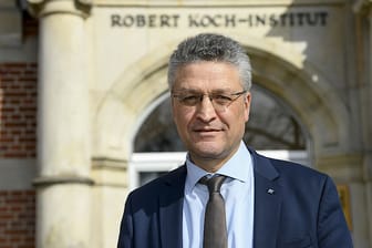 RKI-Präsident Lothar H. Wieler: Das Robert Koch Institut hat die Aufgabe, das Infektionsgeschehen und das Risiko für die Bevölkerung in Deutschland einzuschätzen.
