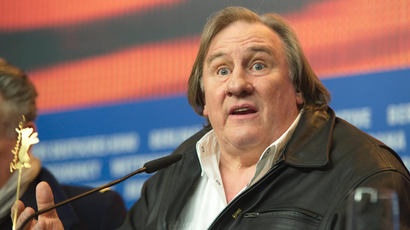 Gérard Depardieu: Der "Asterix und Obelix"-Star hat sich in Russland taufen lassen.