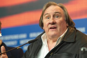 Gérard Depardieu: Der "Asterix und Obelix"-Star hat sich in Russland taufen lassen.