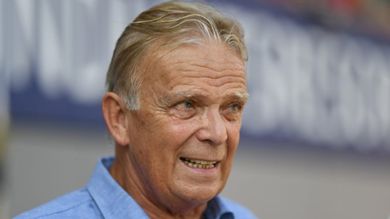 Glaubt an den Freiburger Ligaverbleib: Ex-Coach Volker Finke.