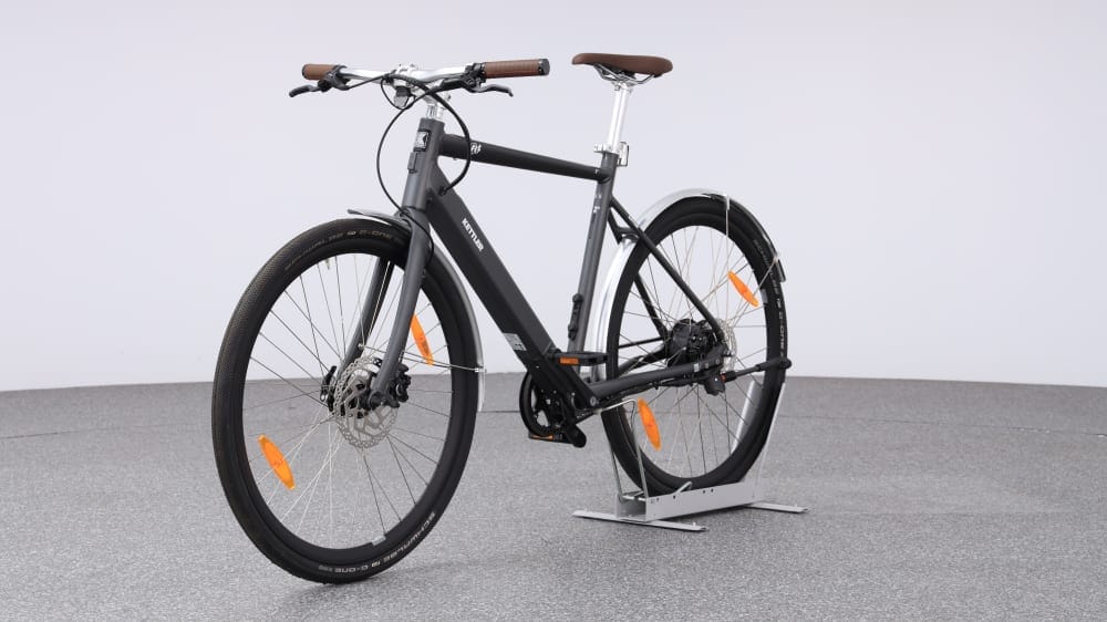 E-Street Beltdrive von Kettler: Die Vorderradgabel des E-Bikes wies erhebliche Materialschwächen auf. E-Street Beltdrive von Kettler: Die Vorderradgabel des E-Bikes wies erhebliche Materialschwächen auf.