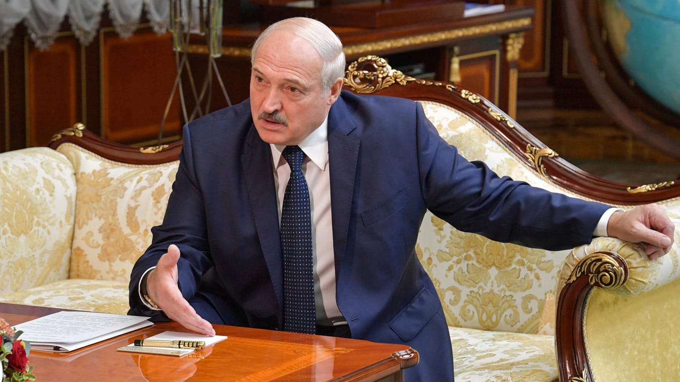 Präsident Alexander Lukaschenko hält sich in Belarus noch immer für unverzichtbar.