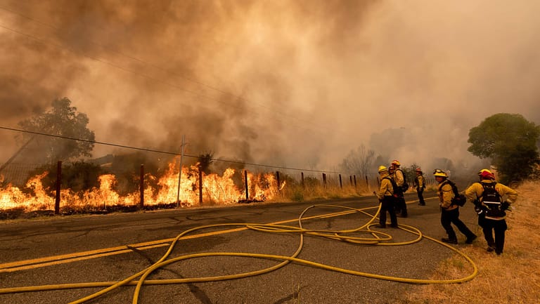 Brände in Kalifornien: 14.000 Einsatzkräfte kämpfen noch immer gegen die Flammen.