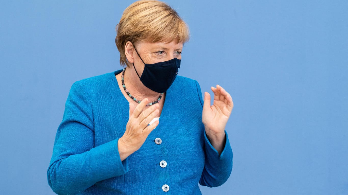 Angela Merkel: Die Bundeskanzlerin bremst die Debatte um den Bau der Ostsee-Pipeline.