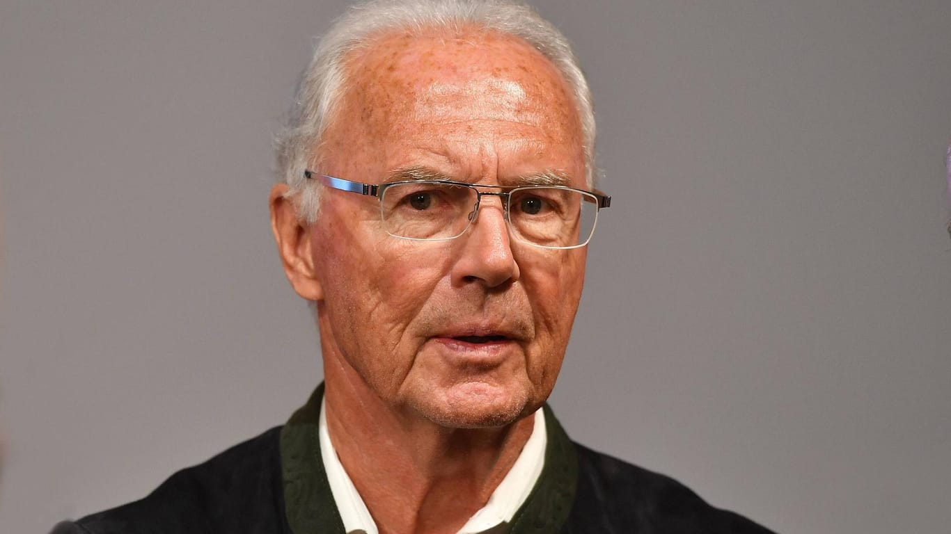 Franz Beckenbauer: Der "Kaiser" hat in einem Interview erzählt, wie schwer die letzten Jahre für ihn waren.