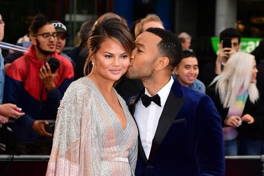 Model Chrissy Teigen und John Legend bei der Verleihung der GQ Men of the Year Awards 2018.