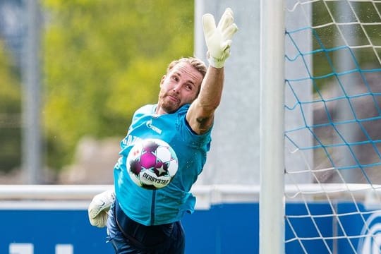 Wieder die Nummer eins im Tor vom FC Schalke 04: Ralf Fährmann in Aktion.