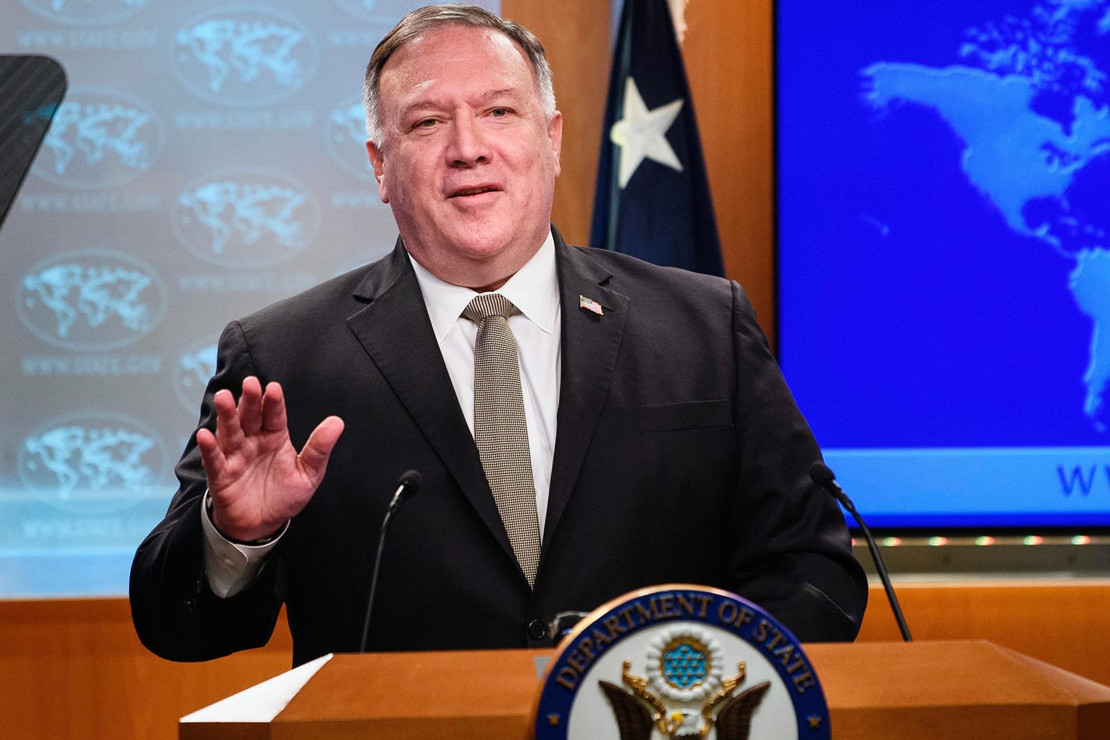 Mike Pompeo: Der US-Außenminister hat einen Verdacht im Fall Nawalny geäußert.