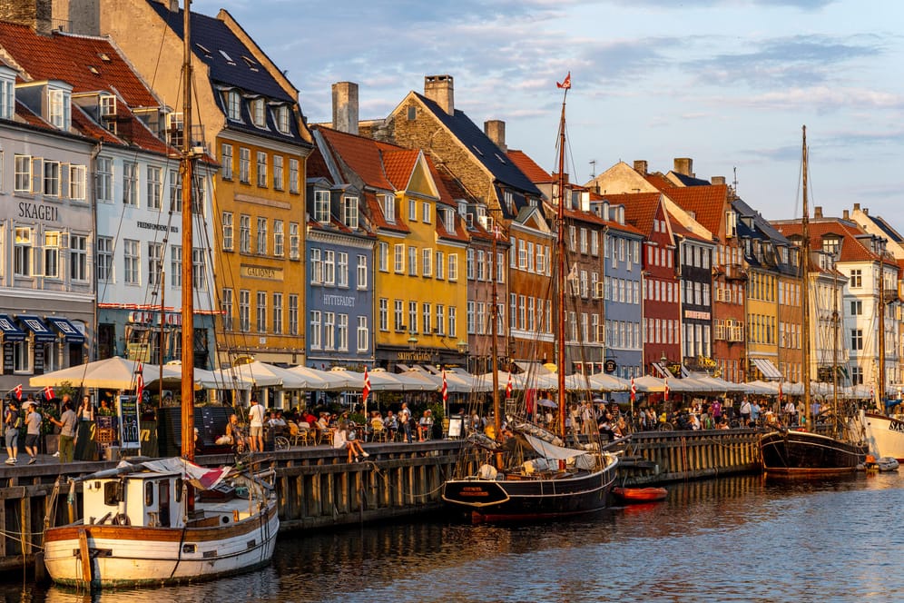 Bunte Häuser im Kopenhagener Stadtteil Nyhavn: Dänemark ist ein beliebtes Urlaubsziel der Deutschen.