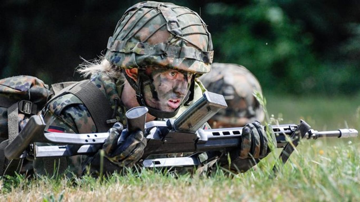 Bei der Bundeswehr sollen künftig Dienstgrade "gegendert" werden.