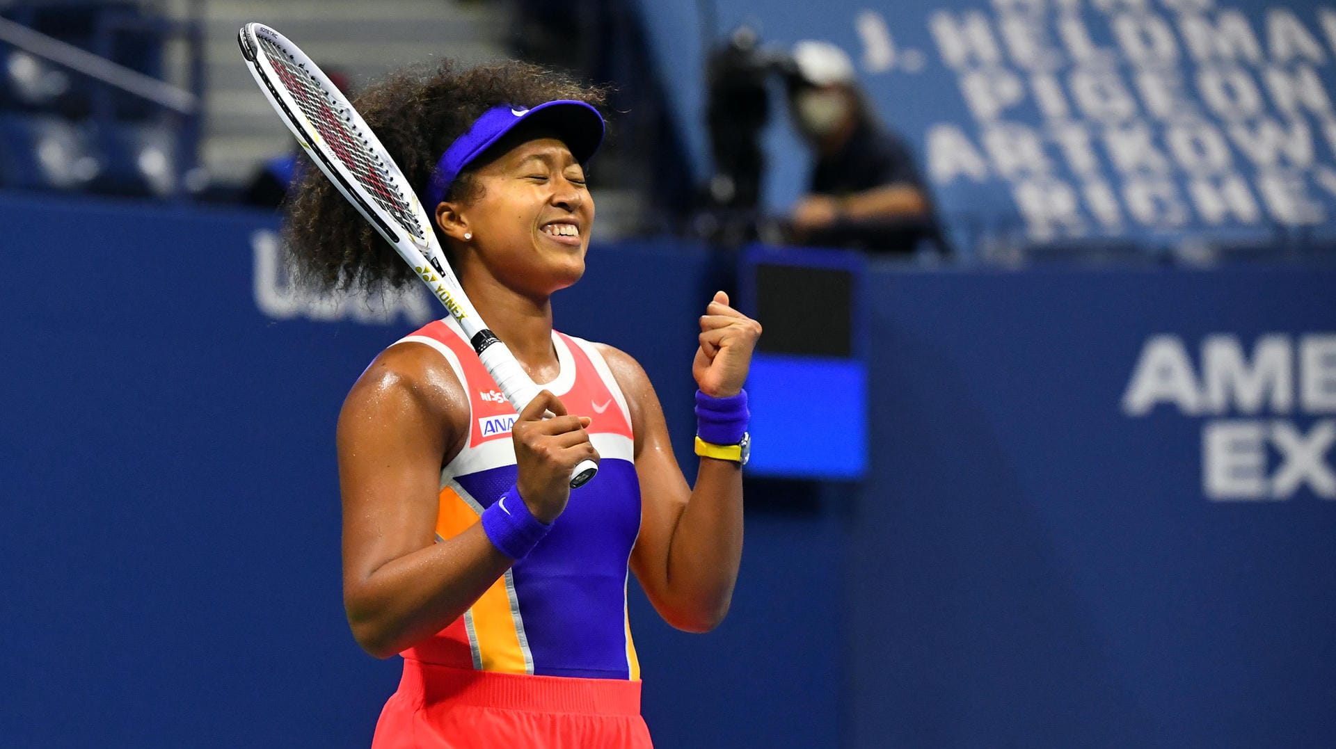 Naomi Osaka: Die Japanerin zieht gegen Wiktoria Asarenka ins Finale ein.