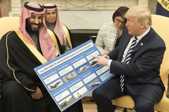 Donald Trump mit Mohammed bin Salman im Weißen Haus: "Ich habe seinen Arsch gerettet", soll der US-Präsident über den saudischen Kronprinzen gesagt haben.