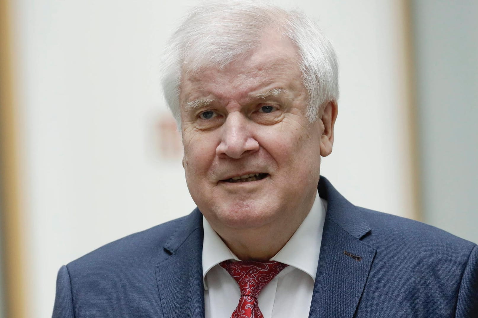 Innenminister Horst Seehofer hat angekündigt, dass Deutschland bis zu 150 minderjährige Flüchtlinge aufnimmt.