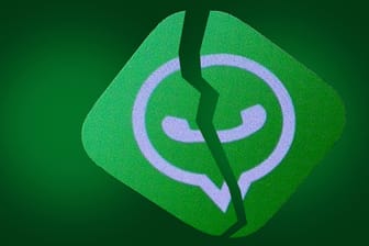 WhatsApp-Logo mit Bruch: Vorsicht vor diesen Gefahren