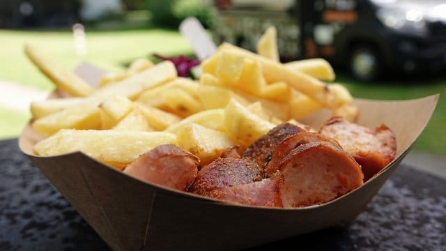 So eben nicht: Fettiges Essen kann das Risiko, an Krebs zu erkranken, deutlich erhöhen. So eben nicht: Fettiges Essen kann das Risiko, an Krebs zu erkranken, deutlich erhöhen.