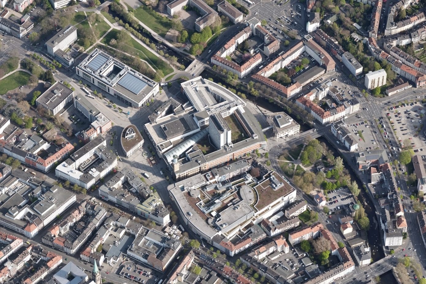 Das Blick auf das Hagener Rathaus von oben: Solche Bilder sind auf der Website 3d.ruhr zu sehen.