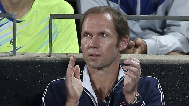 Stand 2003 bei den Australian Open im Endspiel: Rainer Schüttler. Stand 2003 bei den Australian Open im Endspiel: Rainer Schüttler.
