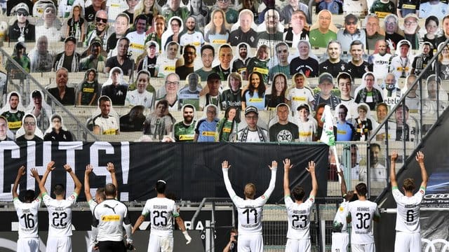 Die Länder wollen eine bundeseinheitliche Richtlinien für die Fan-Rückkehr in die Fußball-Stadien. Die Länder wollen eine bundeseinheitliche Richtlinien für die Fan-Rückkehr in die Fußball-Stadien.