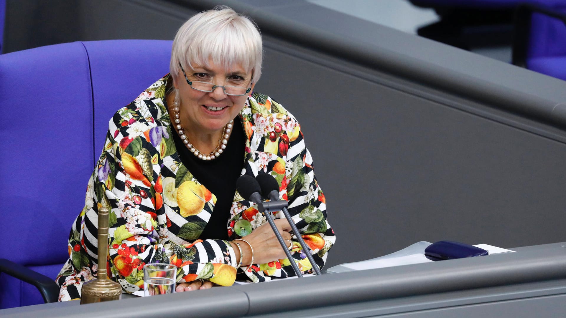 Claudia Roth: Die Grünen-Politikerin macht dem Innenminister schwere Vorwürfe.