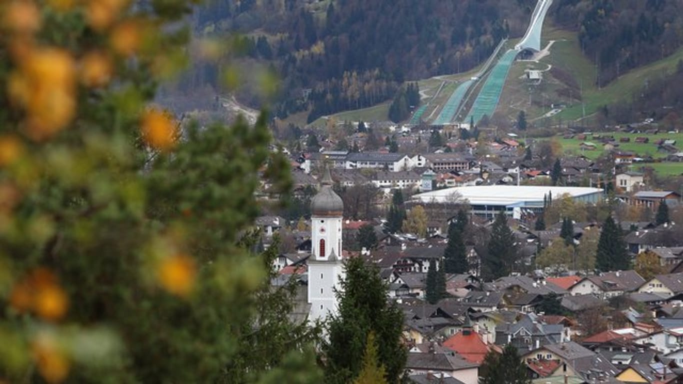 Blick auf Garmisch-Partenkirchen in Oberbayern.